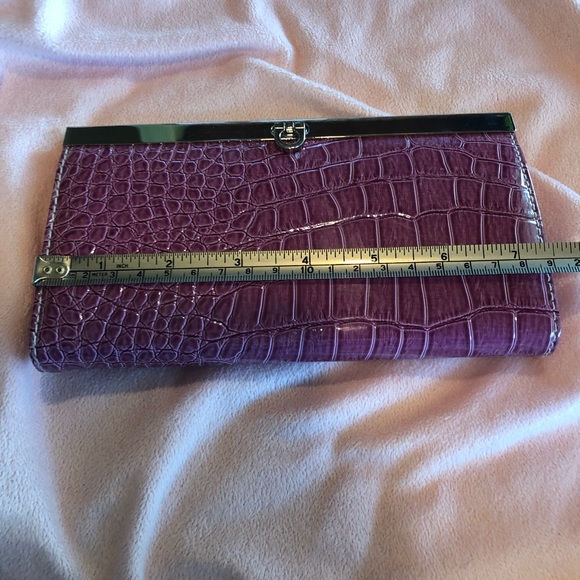 Purple Alligator Embossed Clutch Bag - Picture 4 of 5